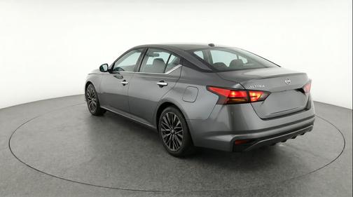 Gun Metallic 2025 Nissan Altima SV FWD