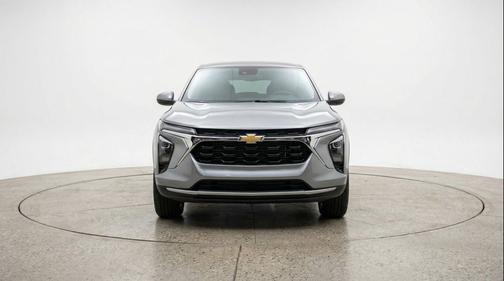 Sterling Gray Metallic 2025 Chevrolet Trax LT