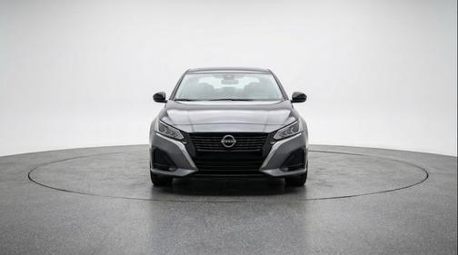 Gun Metallic 2025 Nissan Altima SV FWD