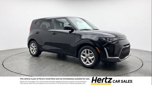 Fusion Black 2025 Kia Soul LX