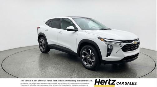 Summit White 2025 Chevrolet Trax LT