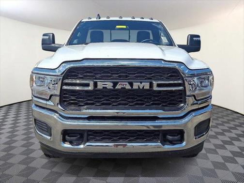 2024 RAM 2500 Tradesman Regular Cab 4x4 8 Box