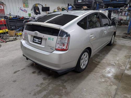 2005 Toyota Prius Base