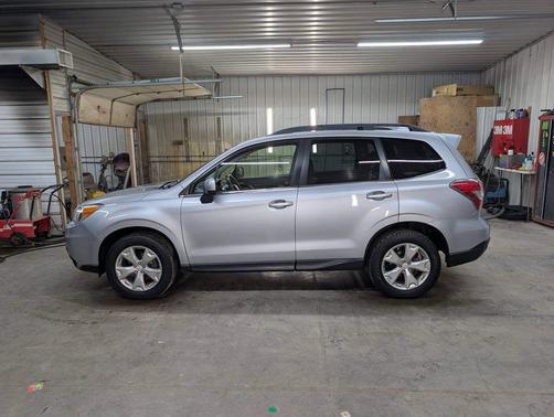 2016 Subaru Forester 2.5i Limited