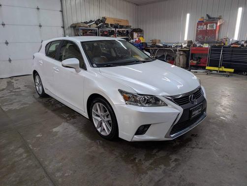 White 2017 Lexus CT 200h Base Hatchback