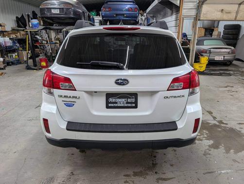 2013 Subaru Outback 2.5i Limited