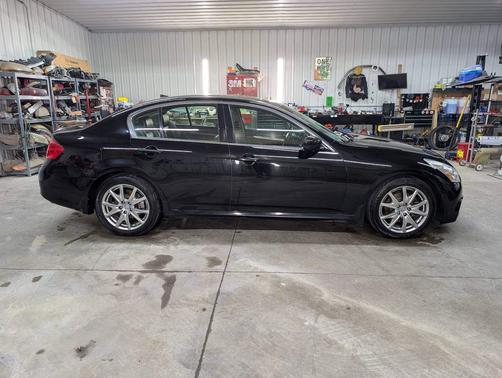2012 INFINITI G37 x Sport Appearance Edition