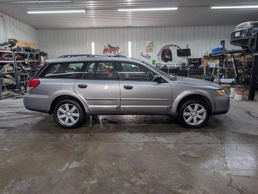 2008 Subaru Outback Base