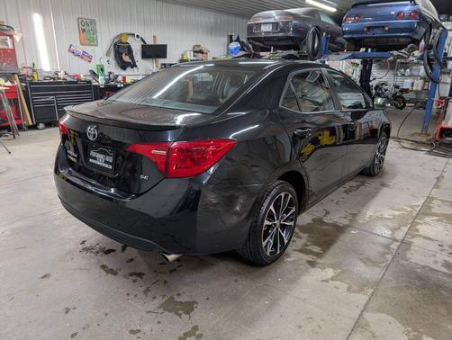 Black 2017 Toyota Corolla SE