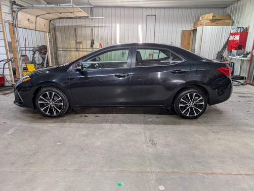 Black 2017 Toyota Corolla SE