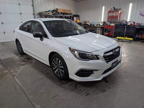 White 2018 Subaru Legacy 2.5i Sedan
