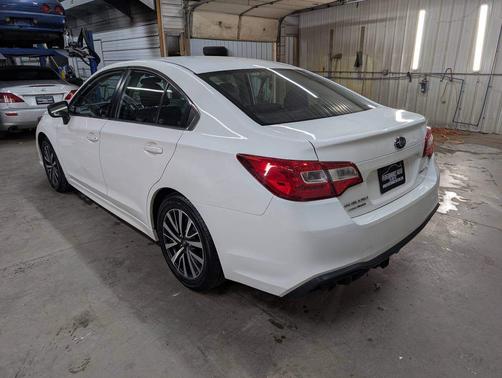 2018 Subaru Legacy 2.5i