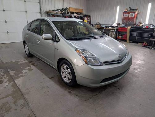 Green 2008 Toyota Prius