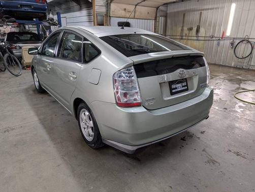 Green 2008 Toyota Prius