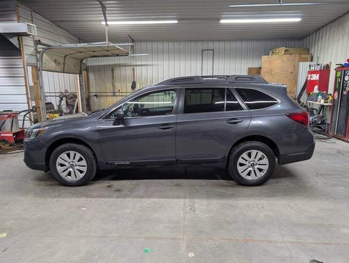 2018 Subaru Outback 2.5i