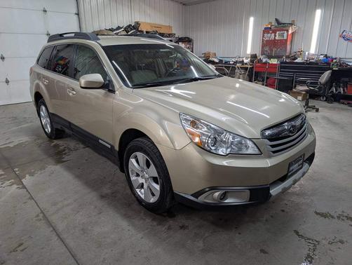 2010 Subaru Outback 2.5 i Premium