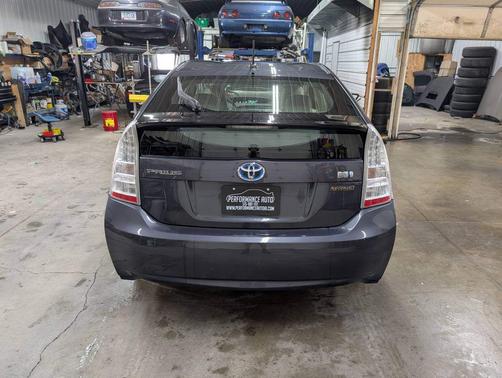 Gray 2011 Toyota Prius