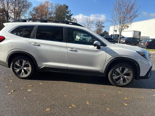 2023 Subaru Ascent Premium 7-Passenger