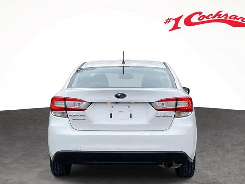 2019 Subaru Impreza 2.0i