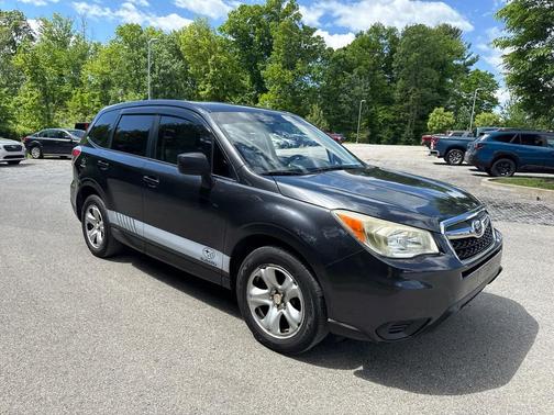 Dark Gray Metallic 2014 Subaru Forester 2.5i