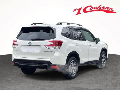 Crystal White Pearl 2023 Subaru Forester Premium