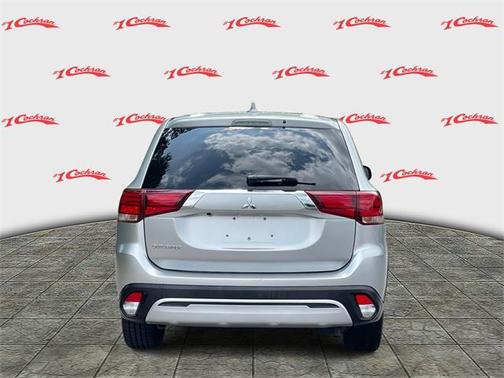 2020 Mitsubishi Outlander ES