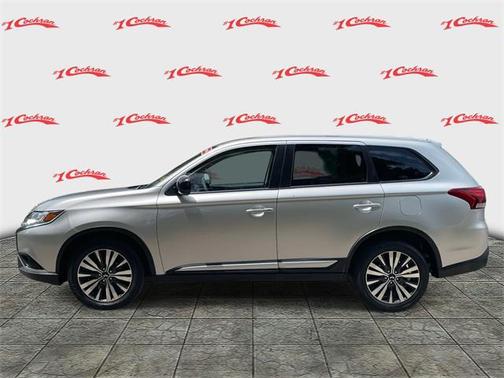 2020 Mitsubishi Outlander ES