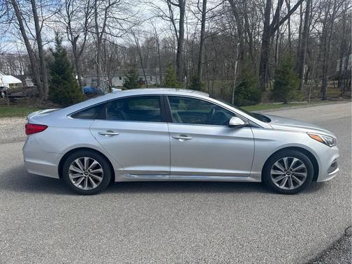 2015 Hyundai SONATA Sport