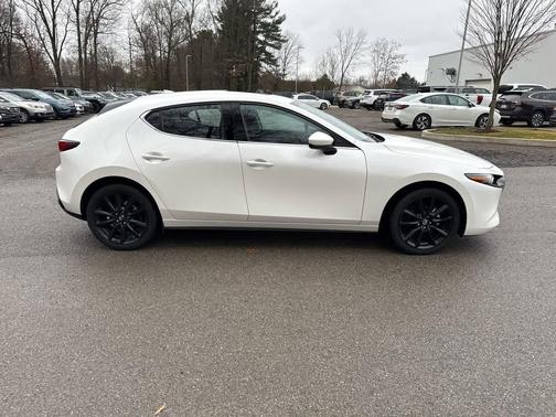 2024 Mazda Mazda3 FWD w/Premium Package