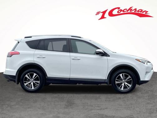 Super White 2017 Toyota RAV4 XLE