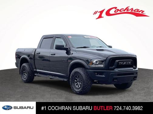 Brilliant Black Crystal Pearlcoat 2018 RAM 1500 Rebel