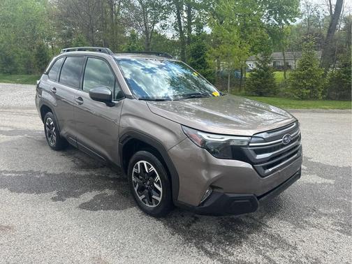 Brilliant Bronze Metallic 2025 Subaru Forester Premium