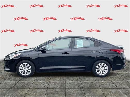 2022 Hyundai Accent SE