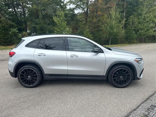 2022 Mercedes-Benz GLA 250 Base