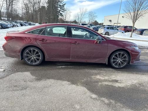 2019 Toyota Avalon Touring