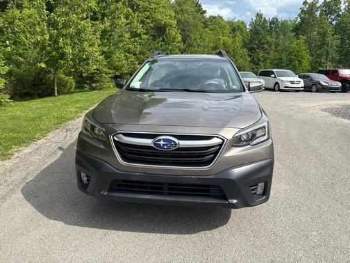 Brilliant Bronze Metallic 2021 Subaru Outback Premium