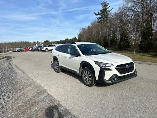 2023 Subaru Outback Premium