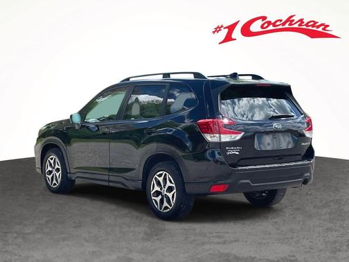 Crystal Black Silica 2019 Subaru Forester Premium