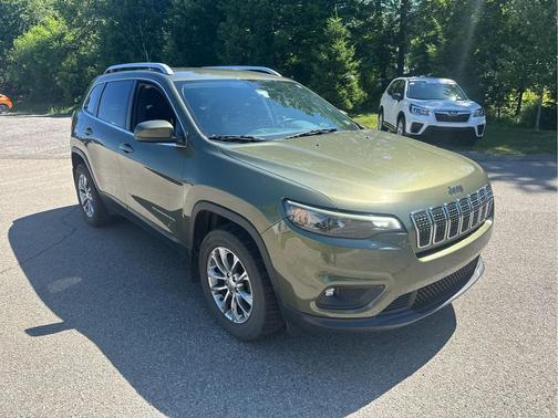 Olive Green Pearlcoat 2019 Jeep Cherokee Latitude Plus