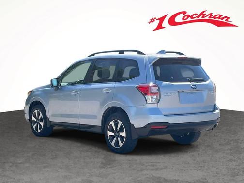 Ice Silver Metallic 2017 Subaru Forester 2.5i Limited