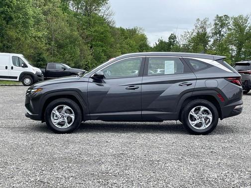 Dark Gray Metallic 2024 Hyundai TUCSON SE