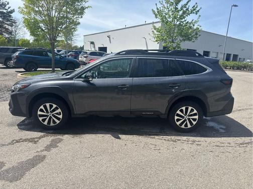 Magnetite Gray Metallic 2025 Subaru Outback Premium
