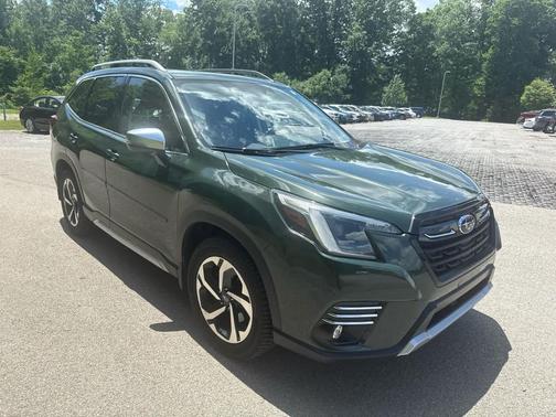 Cascade Green Silica 2023 Subaru Forester Touring