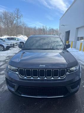 2024 Jeep Grand Cherokee Laredo