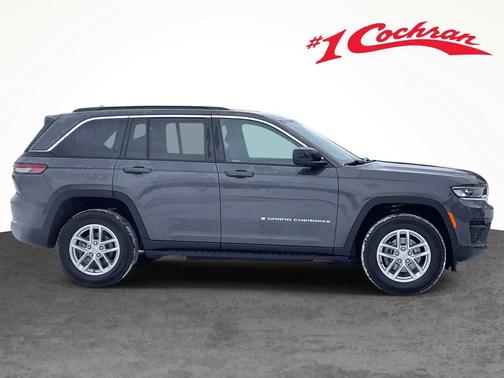 2024 Jeep Grand Cherokee Laredo