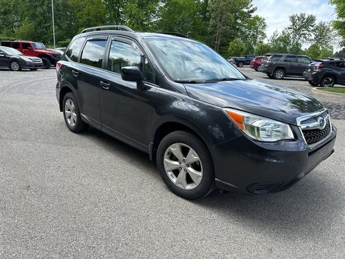 Dark Gray Metallic 2015 Subaru Forester 2.5i Premium