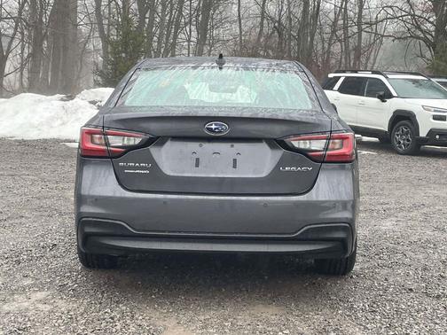 2022 Subaru Legacy Limited