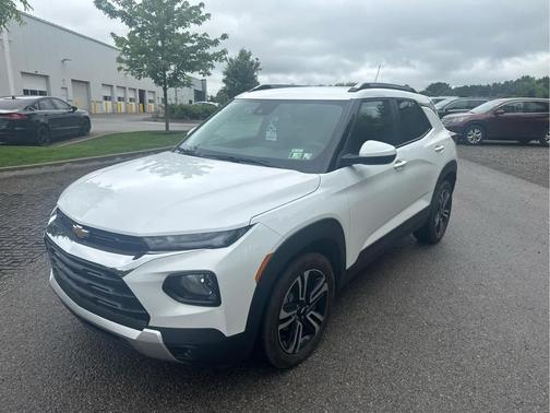 Summit White 2023 Chevrolet Trailblazer LT