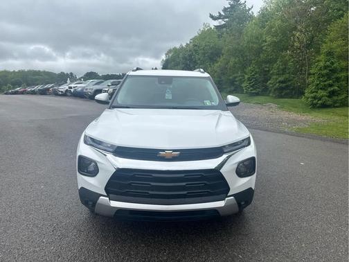 Summit White 2023 Chevrolet Trailblazer LT