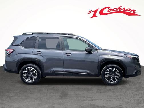 Magnetite Gray Metallic 2025 Subaru Forester Premium